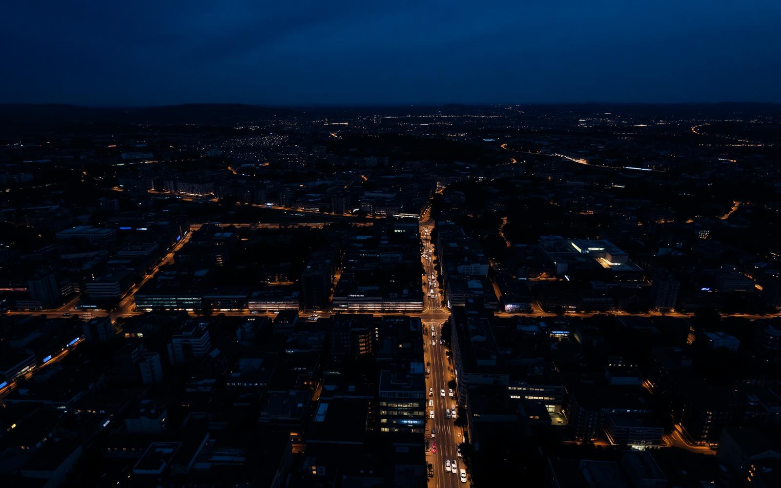 Vue nocturne du quartier d'affaires de Lyon